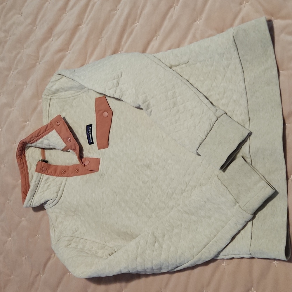 Patagonia quilted snap pullover